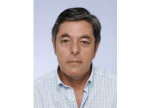 Jose Espinosa Martinez autor de "Arturo y los espejos" y "Aventuras de un gorrión atrevido"